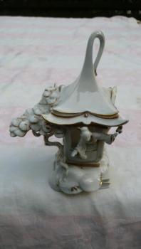 Porcelain Figurine - 1890 Porcelain Figurine - 1890