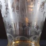 Carafe with cut motif and gold lines Carafe with cut motif and gold lines