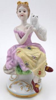 Porcelain Figurine - porcelain - 1960 Porcelain Figurine - porcelain - 1960
