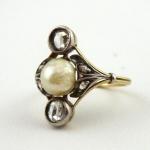 Art Nouveau gold ring with diamonds and sea pearl Art Nouveau gold ring with diamonds and sea pearl