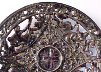 Cast iron plate with purple enamel - Blansko Cast iron plate with purple enamel - Blansko