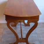 Biedermeier table in cherry veneer Biedermeier table in cherry veneer