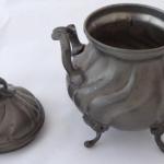 Small pewter sugar bowl with lid - Peltro Ambrosia Small pewter sugar bowl with lid - Peltro Ambrosia