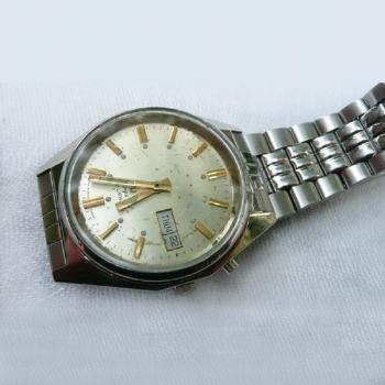 Men's Watch - 1980 Men's Watch - 1980