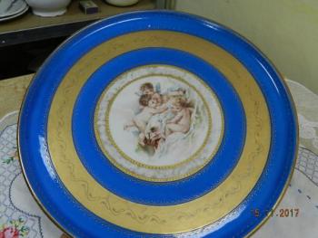 Porcelain Round Tray - white porcelain - 1880 Porcelain Round Tray - white porcelain - 1880