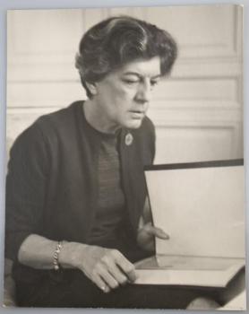 Portrait of Woman - Photography - paper - 1980 Portrait of Woman - Photography - paper - 1980