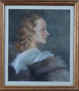 Portrait of a blonde with fur Portrait of a blonde with fur