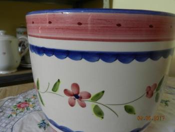 Flowerpot - ceramics - Alcobaca Portugal - 1950 Flowerpot - ceramics - Alcobaca Portugal - 1950
