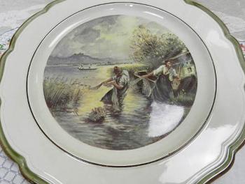 Decorative Plate - white porcelain - 1930 Decorative Plate - white porcelain - 1930