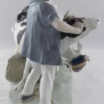 Peasant with cows and plough - Otto Pilz, Meissen Peasant with cows and plough - Otto Pilz, Meissen