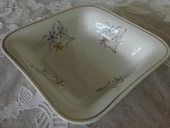 Bowl - white porcelain - 1830 Bowl - white porcelain - 1830