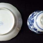 Mocha cup onion pattern - Meissner Ofen-und Porzel Mocha cup onion pattern - Meissner Ofen-und Porzel