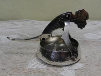 ashtray - metal, hammered metal - 1920 ashtray - metal, hammered metal - 1920