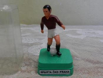 Figurine - plastic - 1980 Figurine - plastic - 1980