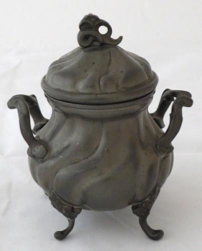 Small pewter sugar bowl with lid - Peltro Ambrosia Small pewter sugar bowl with lid - Peltro Ambrosia