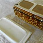 Box - white porcelain - Ditmar Urbach Czechoslovakia - 1930 Box - white porcelain - Ditmar Urbach Czechoslovakia - 1930