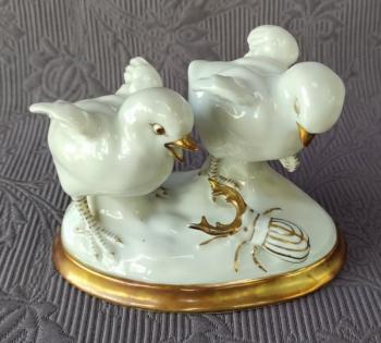 Porcelain Figurine - 1930 Porcelain Figurine - 1930