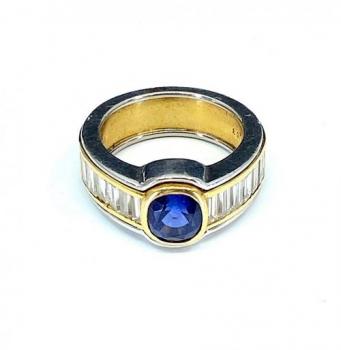 Ladies' Gold Ring - 1970 Ladies' Gold Ring - 1970