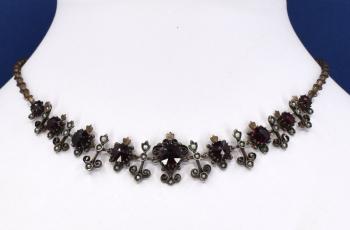 Czech Garnet Necklace - metal, Almandine - 1890 Czech Garnet Necklace - metal, Almandine - 1890