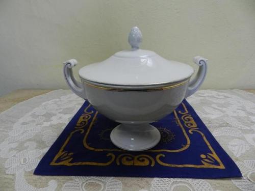 Terrine - porcelain - 1930 Terrine - porcelain - 1930