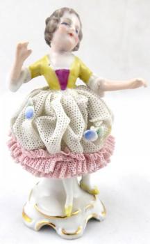 Porcelain Decoration - porcelain - 1940 Porcelain Decoration - porcelain - 1940