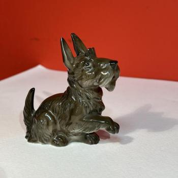Porcelain Dog Figurine - Rosenthal - 1932 Porcelain Dog Figurine - Rosenthal - 1932