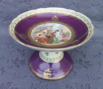 Pedestal Bowl - 1930 Pedestal Bowl - 1930