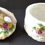 Box, basket, with roses and statuette Box, basket, with roses and statuette