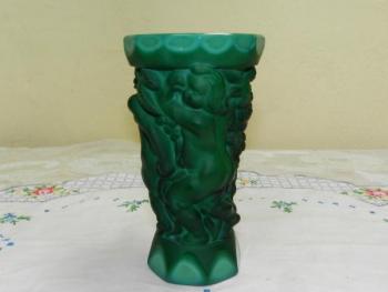 Vase - glass, green glass - 1930 Vase - glass, green glass - 1930