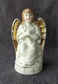 Porcelain Figurine - 1900 Porcelain Figurine - 1900