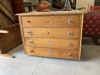 Chest of drawers - 1850 Chest of drawers - 1850