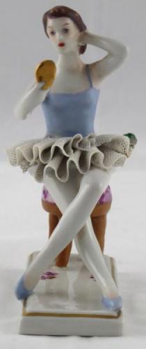 Sitting ballerina with mirror - Royal Dux Sitting ballerina with mirror - Royal Dux