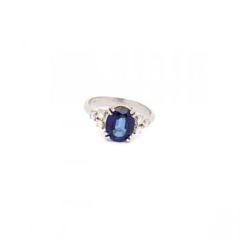 Ladies' Gold Ring - 1990 Ladies' Gold Ring - 1990