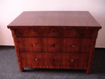 Chest of drawers - walnut veneer, French polish - 1835 Chest of drawers - walnut veneer, French polish - 1835