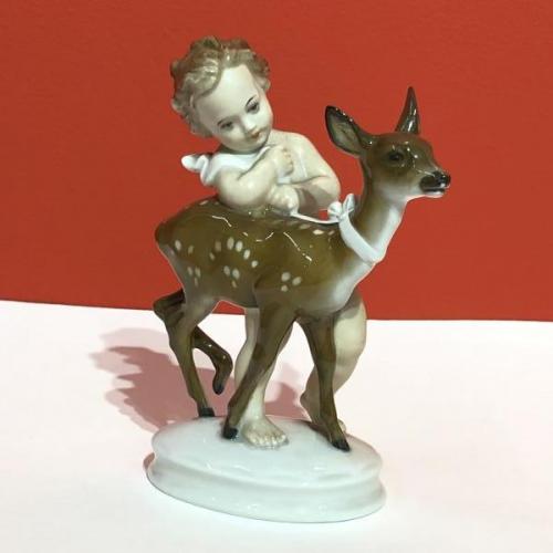 Rosenthal, A child with a deer Rosenthal, A child with a deer