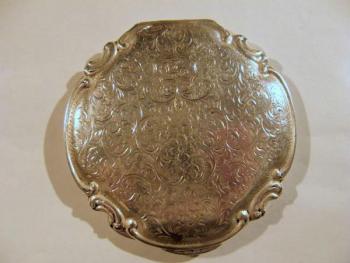 Silver Powder Box - silver - 1930 Silver Powder Box - silver - 1930