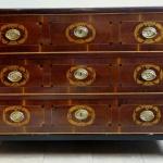 Inlaid chest of drawers in the yew veneer- Clas Inlaid chest of drawers in the yew veneer- Clas