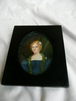 Girl - 1840 Girl - 1840