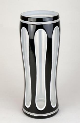Vase - glass, cut glass - Carl Schappel - Nový Bor (Haida) - 1913 Vase - glass, cut glass - Carl Schappel - Nový Bor (Haida) - 1913