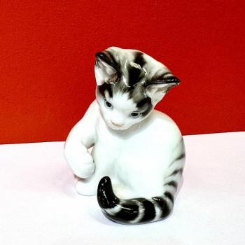 Porcelain Figurine - Rosenthal - 1958 Porcelain Figurine - Rosenthal - 1958
