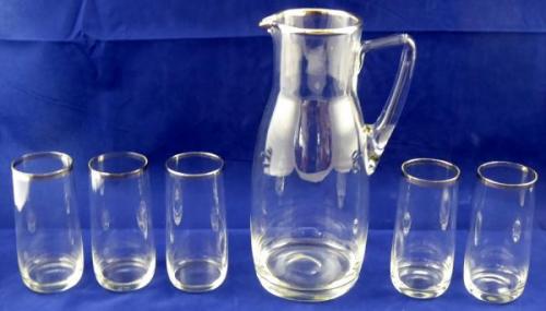 Pitcher with glasses and silver line Pitcher with glasses and silver line