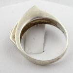 Ring with zircons Ring with zircons