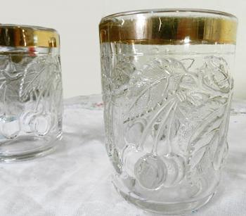 Glasses - clear glass - 1960 Glasses - clear glass - 1960