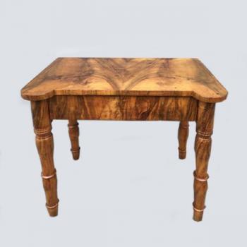 Table - walnut veneer - 1860 Table - walnut veneer - 1860
