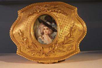 Metal Container - brass - 1890 Metal Container - brass - 1890