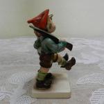 Porcelain Figurine - porcelain - 1930 Porcelain Figurine - porcelain - 1930