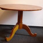 Dining Table - walnut veneer, French polish - 1840