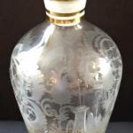 Carafe with cut motif and gold lines