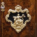 Longcase Clock - brass, solid walnut wood - 1680