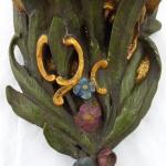 Paired coloured and gilded console with leaves - p